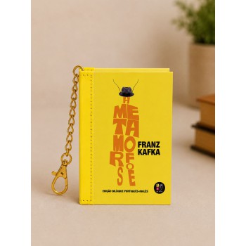 Book Charm - A Metamorfose - Livro Chaveiro
